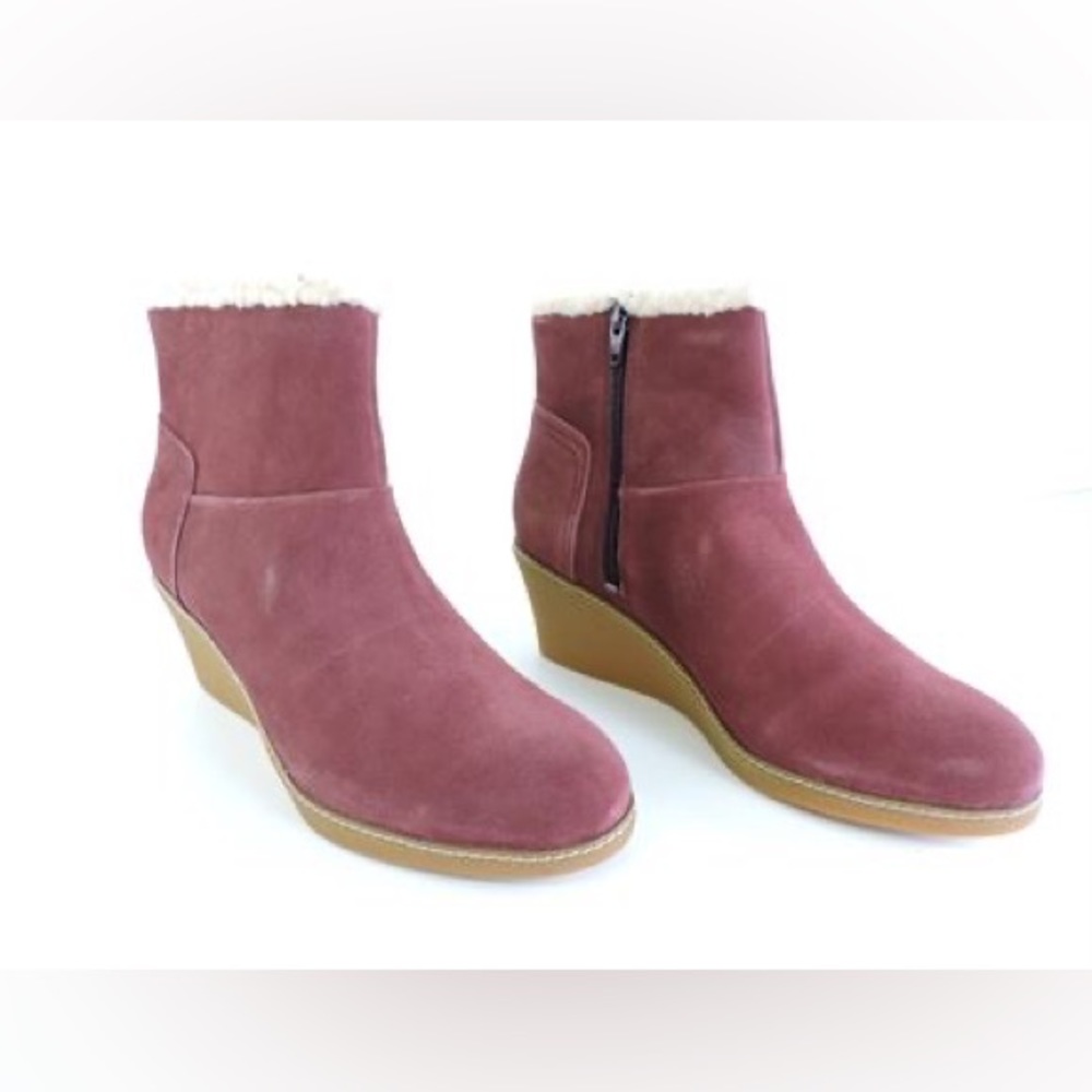 Hush Puppies Ani Hyde Waterproof Suede Ankle Boots, Size 9.5